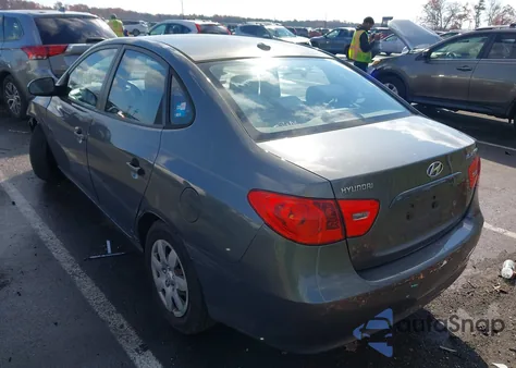 2008 Hyundai Elantra Gls/Se z USA, uszkodzony, nr VIN KMHDU46D98U420041